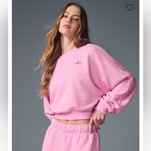 Alo sweatshirt sweet pink 250 or best offer